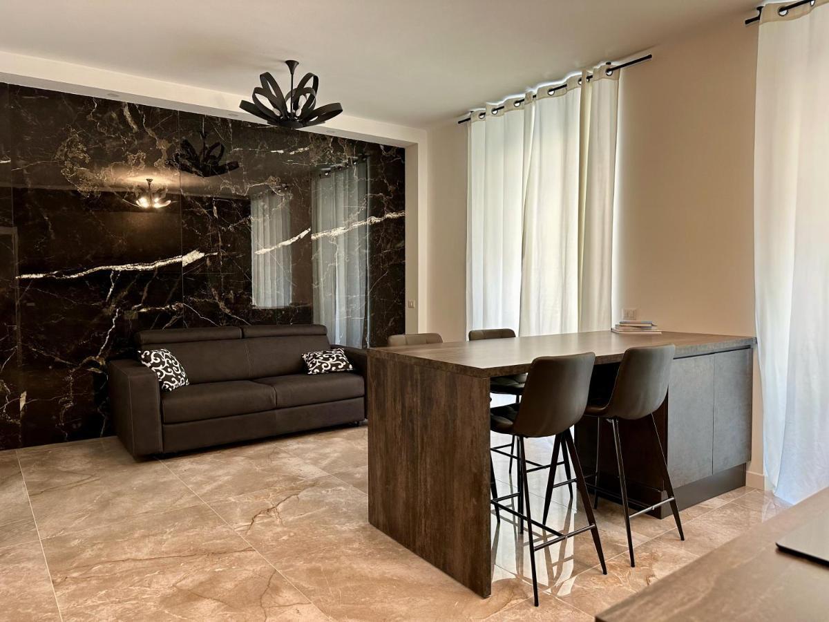 Magic Place Bergamo! Classy Apartment In The Heart Of The City Luaran gambar