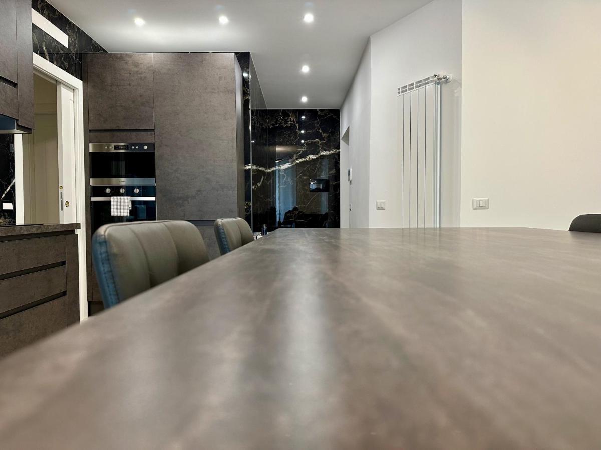 Magic Place Bergamo! Classy Apartment In The Heart Of The City Luaran gambar