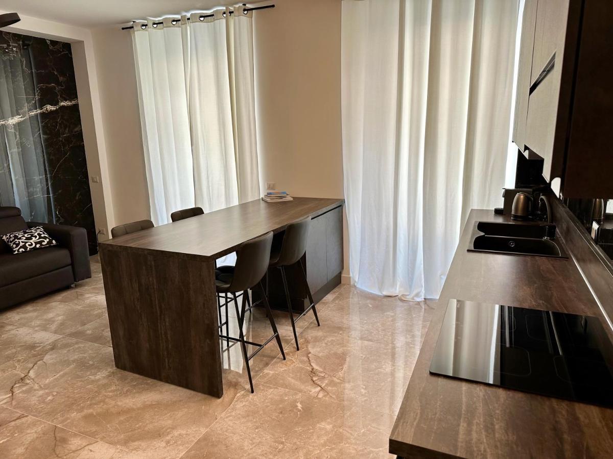 Magic Place Bergamo! Classy Apartment In The Heart Of The City Luaran gambar