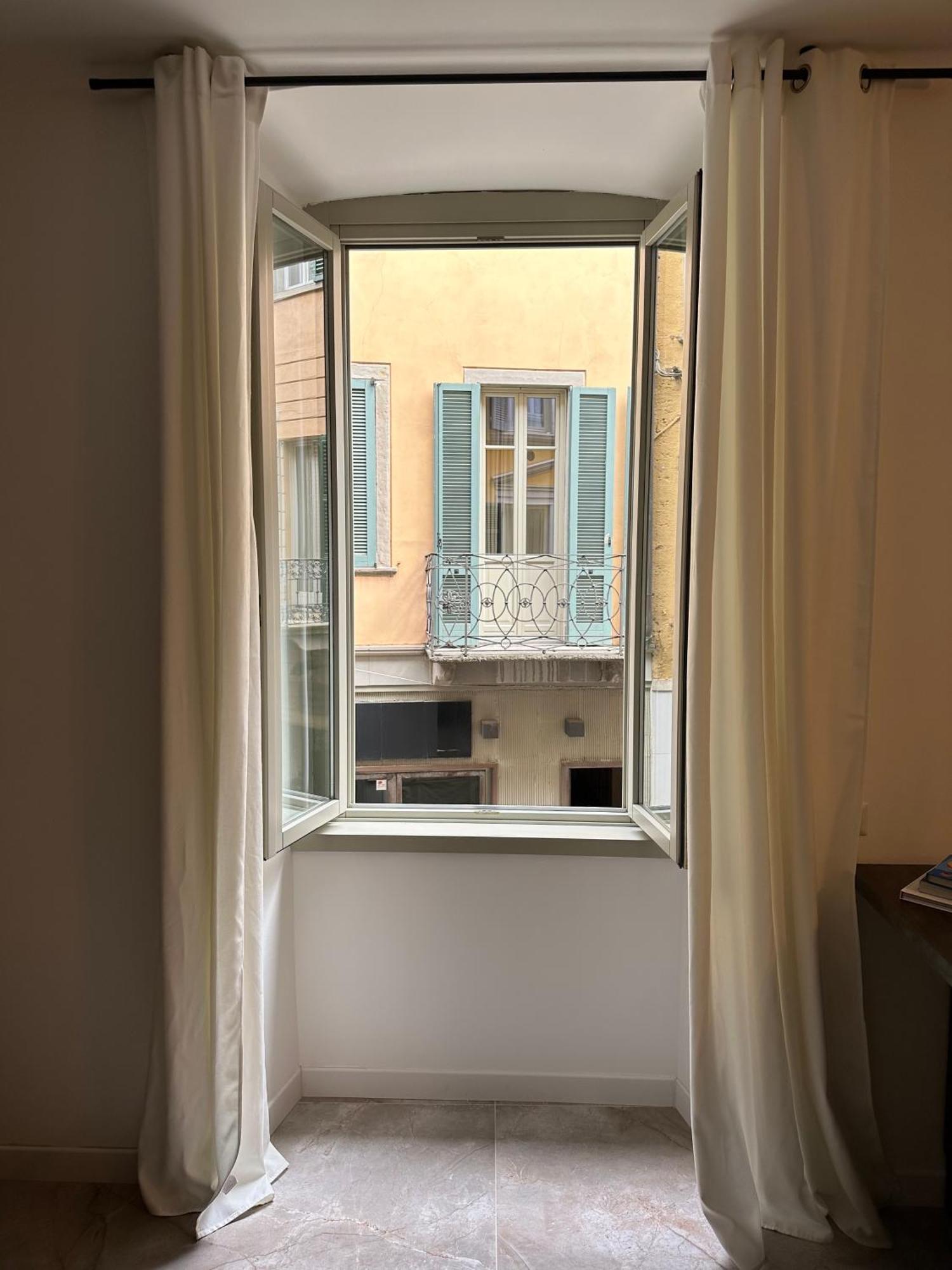 Magic Place Bergamo! Classy Apartment In The Heart Of The City Luaran gambar